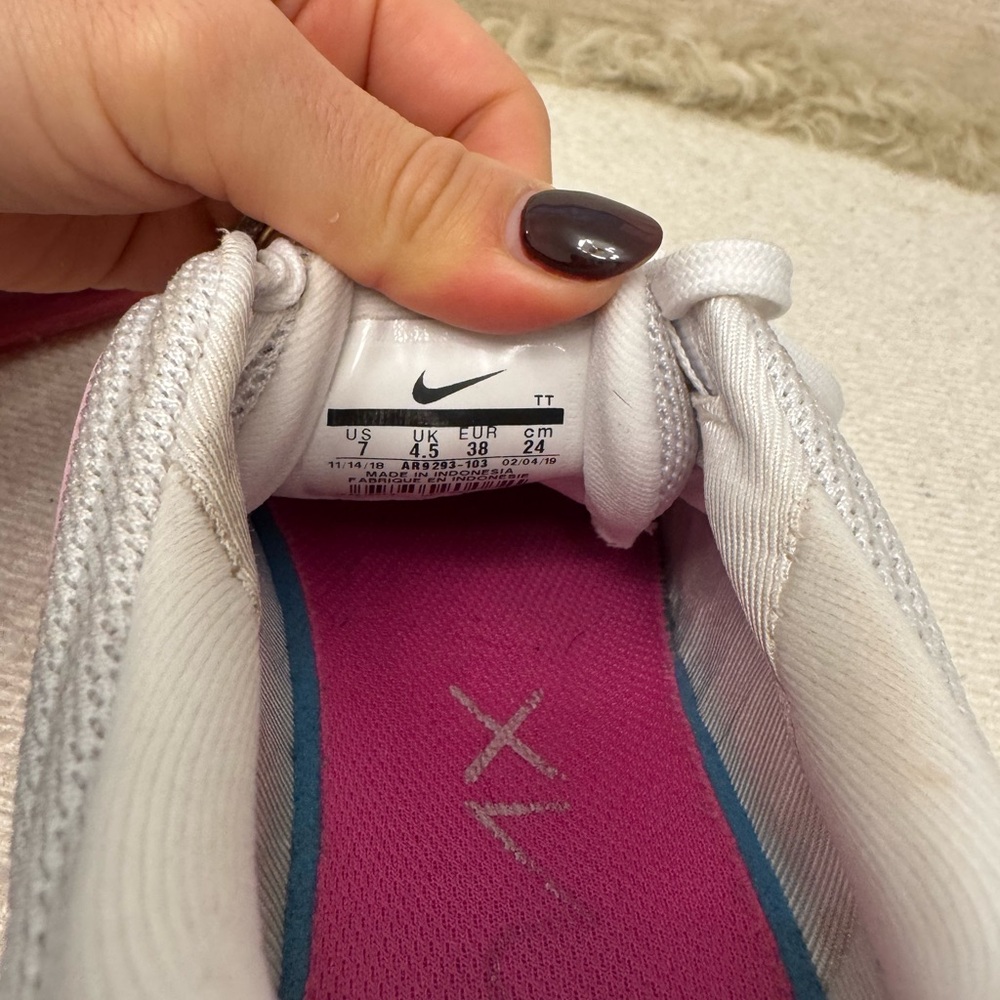 Nike Air Max 720 - Picture 5 of 5